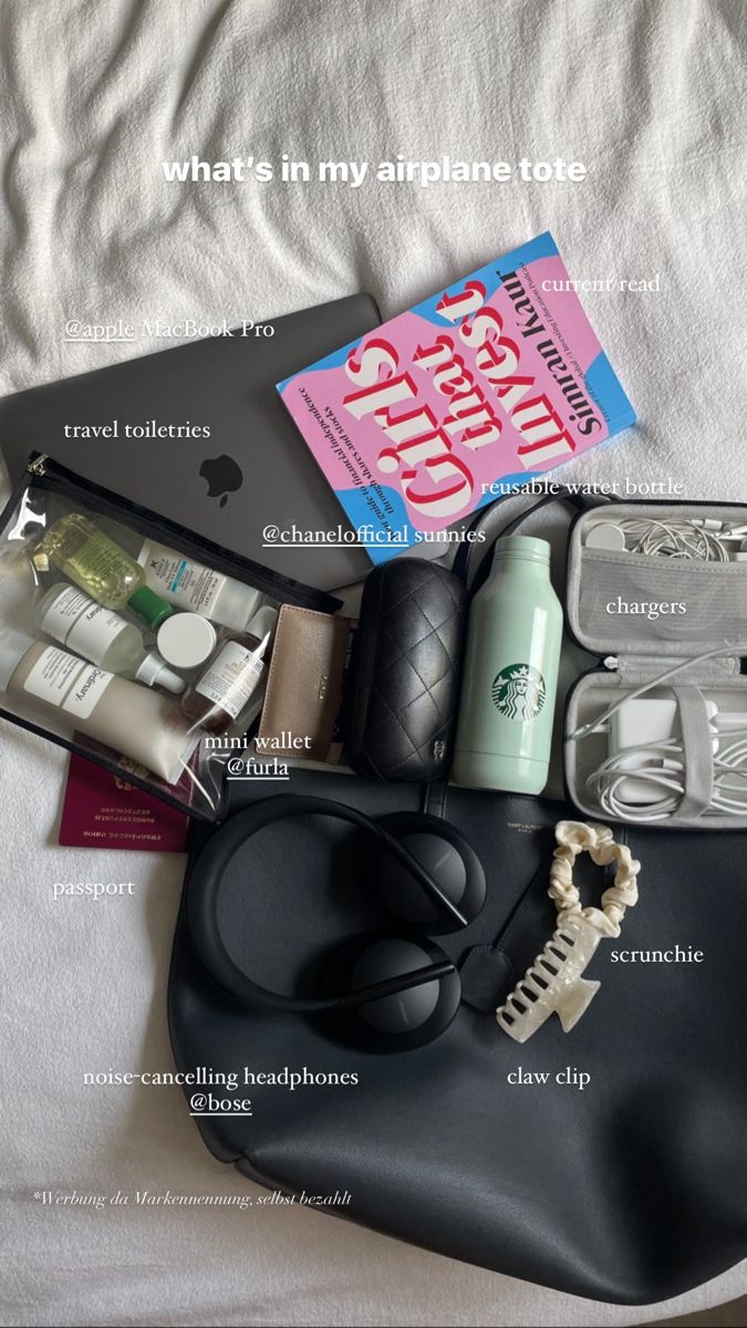 Carry On Aesthetic Travel, What’s In My Airport Carry On, Long Trip Essentials, Travel Essentials Flight, Airport Bag Essentials Long Flights, Work Trip Essentials, Travel Toiletries Aesthetic, Packing Aesthetic Backpack, Whats In My Carry On Bag Aesthetic