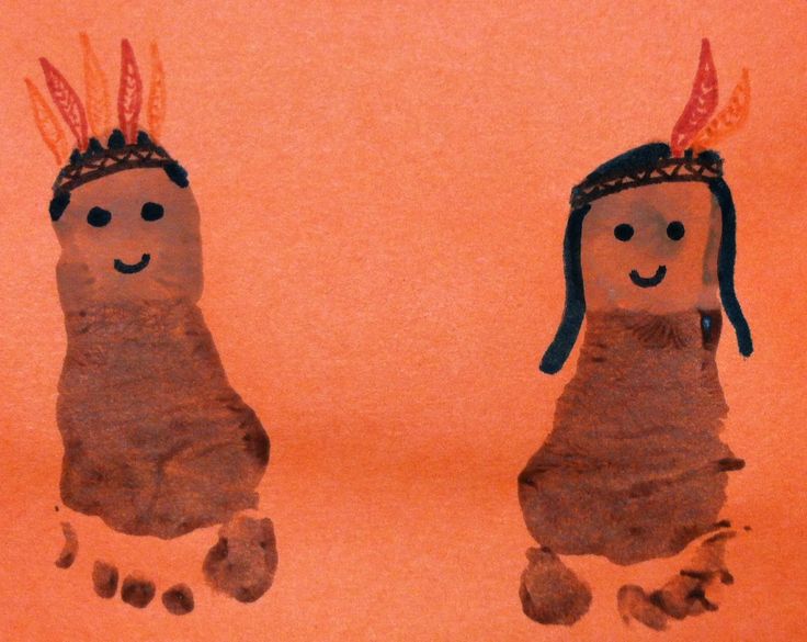 Foot-Print American Indian Art Diy Thanksgiving Crafts, Pilgrims And Indians, Thanksgiving Crafts For Toddlers, November Crafts, Fun Fall Crafts, Footprint Crafts, Thanksgiving Art, Thanksgiving Crafts For Kids, Footprint Art