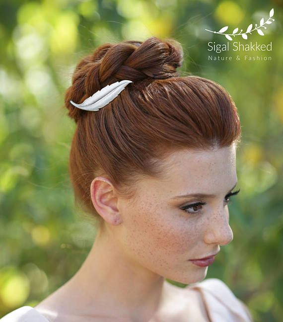 Hey, I found this really awesome Etsy listing at https://www.etsy.com/il-en/listing/530170886/bridal-hair-vine-bridal-hair-pin-wedding How To Style Barrettes, Bun Stick, Hair Accessories Bun, Leaf Headpiece, Bridesmaid Hair Pins, Hair Pick, Chopstick Hair, Beautiful Bridal Hair, Silver Hair Pin