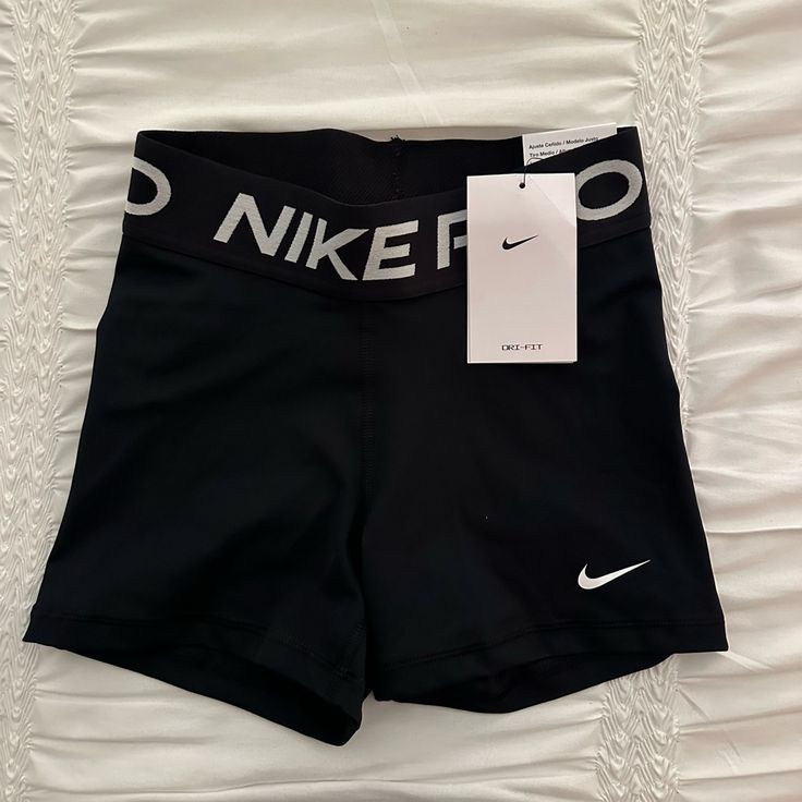 Nwt Black Womens Nike Pro Spandex Shorts Tight Fit Mid Rise 3” Length Womens Nike Pro Shorts, Nike Pros Shoes, Nike Boxers Women, Nike Vlothes, Nike Pro Shorts All Colors, Black Nike Pro Shorts, Nike Pro Shorts Aesthetic, Cute Nike Clothes, Nike Pros Aesthetic