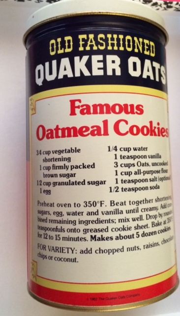 an old fashioned quaker oats can be used to make oatmeal cookies