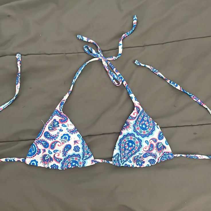 New Without Tags - Not Worn Yet Spring Paisley Print Beachwear Swimwear, Spring Beachwear With Paisley Print, Summer Beach Swimwear With Paisley Print, Paisley Print Swimwear For Summer Beach, Summer Paisley Print Stretch Swimwear, Spring Paisley Print Swimwear For Poolside, Summer Swimwear With Paisley Print And Stretch, Summer Stretch Swimwear With Paisley Print, Paisley Print Swimwear For Beach Season