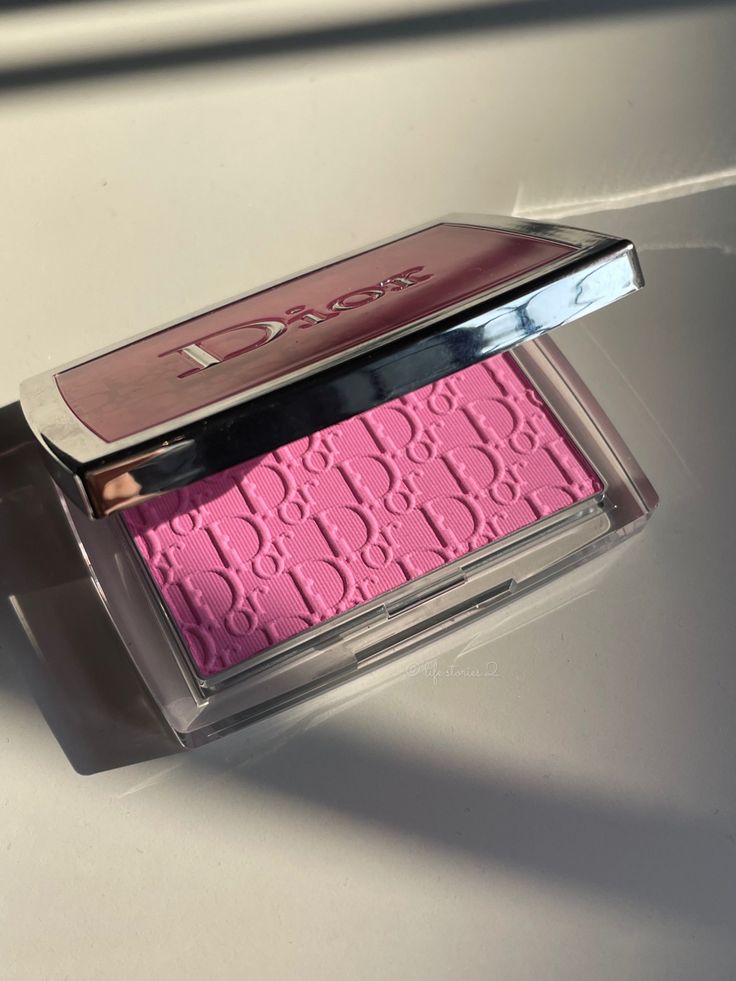 Dior
Blush
Pink Dior Blush, Dior Backstage, Dior Girl, Gel Powder, Dior Makeup, Makeup Concealer, Makeup Items, روتين العناية بالبشرة, Makeup Foundation