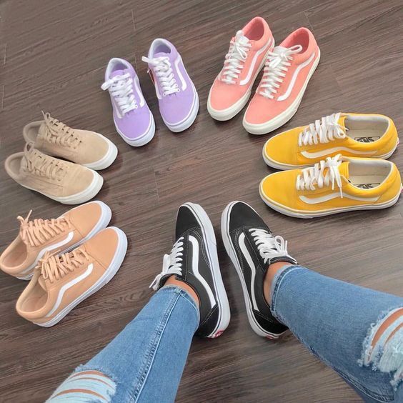 Skateboard Style, Vans Vintage, Cute Vans, Tenis Vans, Sneaker Outfits, Sneaker Trend, Sneakers Vans, Fresh Shoes, Hype Shoes