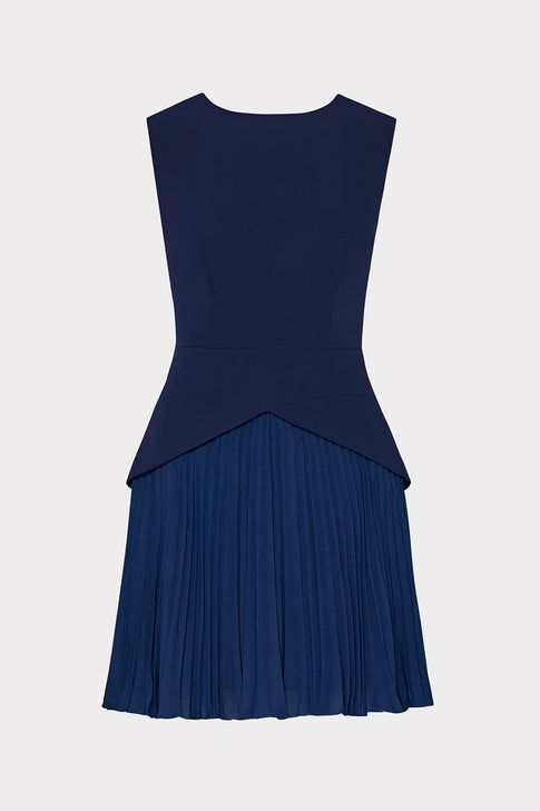 Pleated Dress Outfit, Pleated Dresses Outfit, Pleated Dress Short, Navy Mini Dress, Stylish Party, Pleated Mini Dress, Maxi Dress Cocktail, Cocktail Evening Dresses, Pleated Fabric