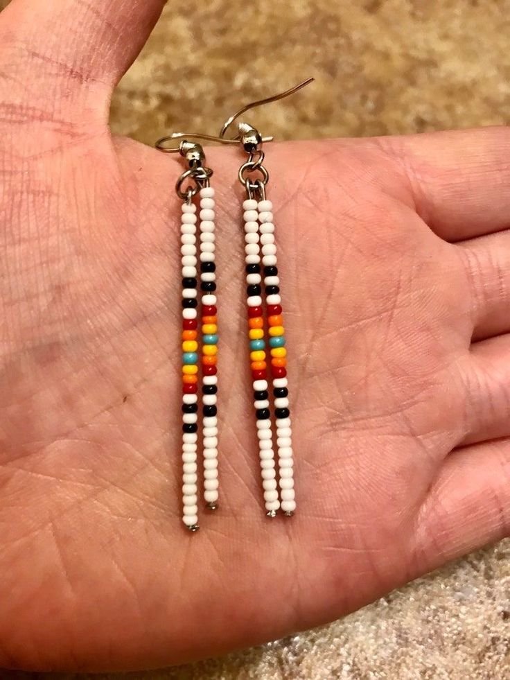 Wire Jewellery Earrings, Beaded Leather Earrings, Western Earrings Diy, Diy Bead Earrings Ideas, Western Beaded Jewelry, Beads Earrings Diy, Bead Earrings Ideas, Wire Bead Earrings, Beaded Hoop Earrings Tutorial