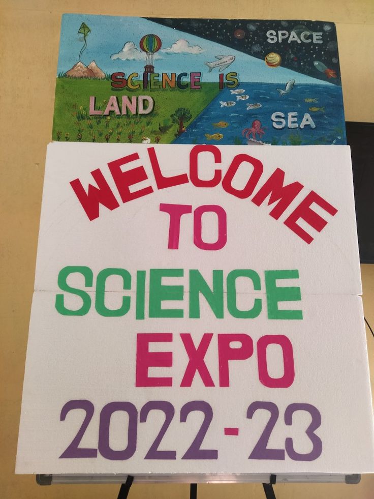 a sign that says welcome to science expo