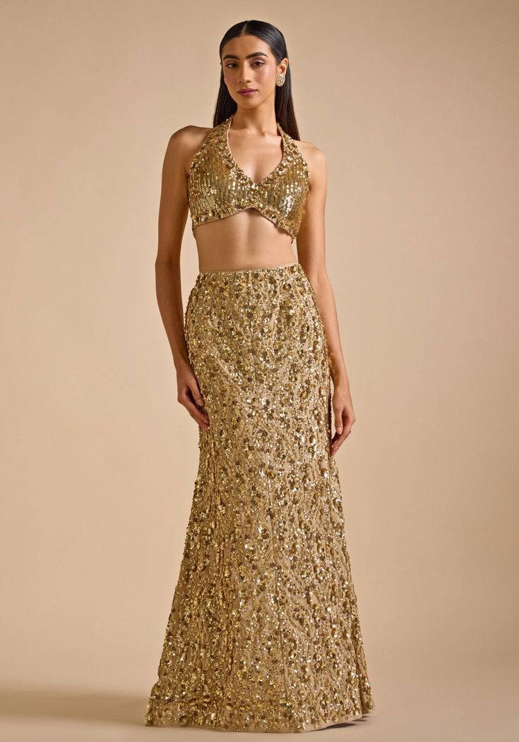 Gold Mermaid Embroidered Skirt set Prevasu - Fabilicious Fashion Sequin Indian Outfit, Simple Dress For Wedding Guest Indian, Mermaid Skirt Lehenga, Mermaid Style Lehenga, Fish Cut Gown Western, Gold Embellished Lehenga, Sangeet Bridal Outfit, Mermaid Lengha, Fitted Lehenga