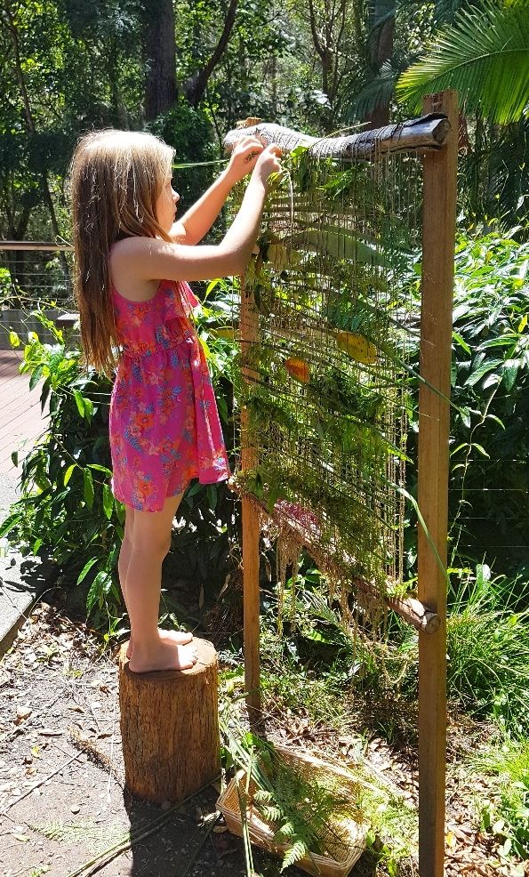 Nature Weaving, Weaving Frame, Backyard Nature, Outdoor Learning Spaces, Outdoor Play Spaces, Calm Kids, Sensory Garden, Kids Outdoor Play, Children's Garden