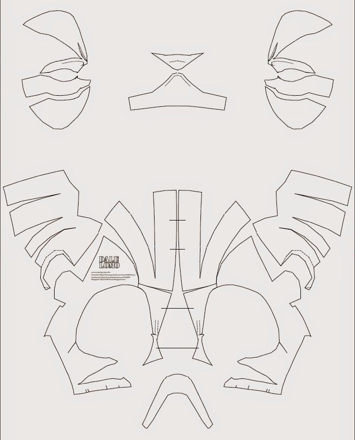 the instructions for how to make an origami mask with scissors and paper strips