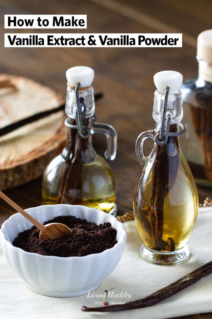 how to make vanilla extract and vanilla powder in small bowls with spoons on the table