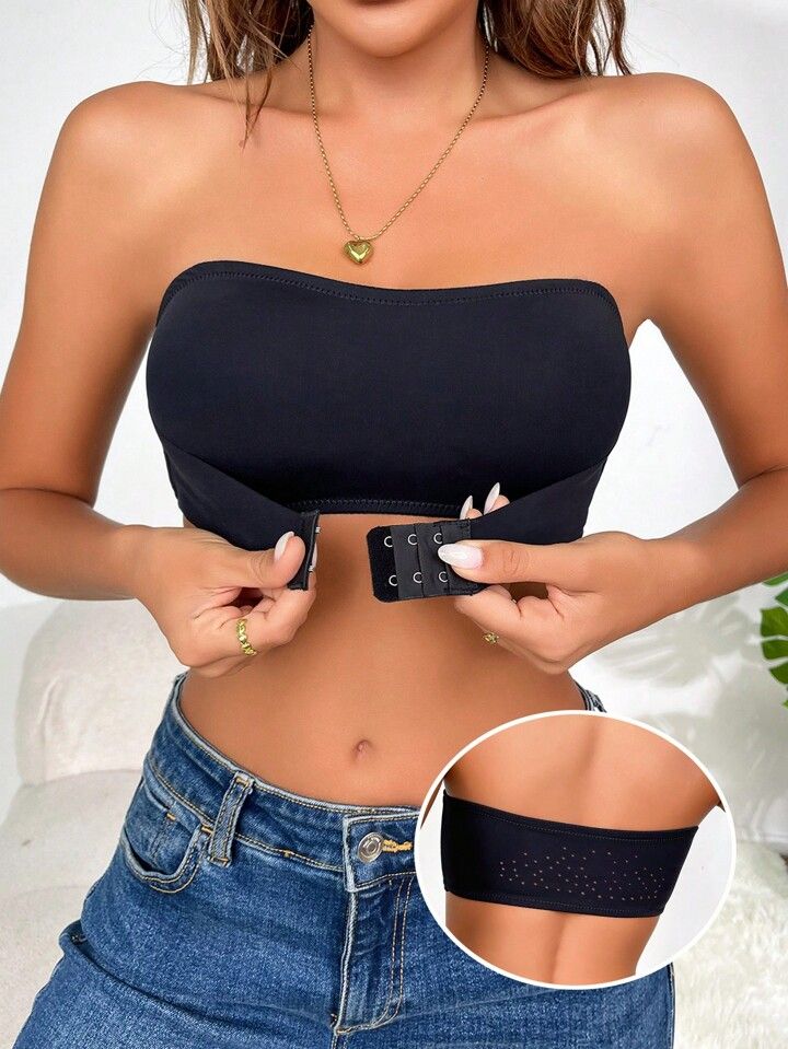 Wireless Strapless Bra, Women Bras, Bra Hacks, Black Bandeau, Strapless Bandeau, Bandeau Bra, Bandeaus, Backless Design, Hook And Eye