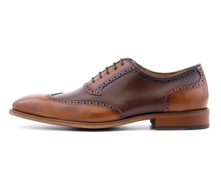 Dress Shoes For Men, Wingtip Shoes, Brown Dress Shoes, Driving Moccasins, Brown Dress, Men Looks, Shoes For Men, Modern Man, Calf Skin