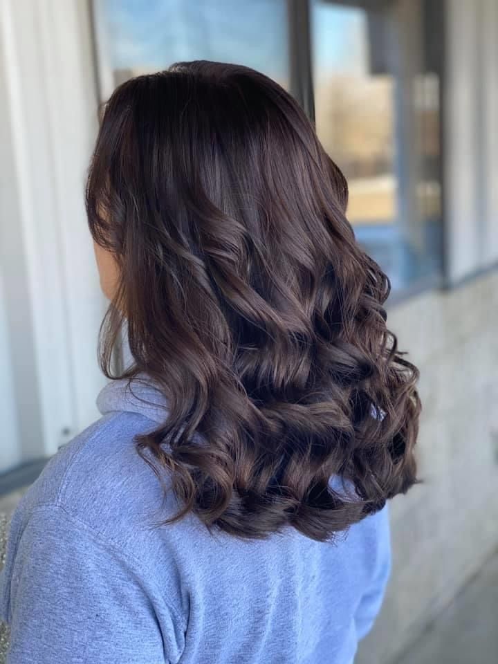 Mid Length Hair Wavy, Air Perm, Soft Curls For Medium Hair, Black Hair Perm, Spiral Hair Curls, Curls For Medium Length Hair, Black Hair Curls, Curled Hairstyles For Medium Hair, Curls For Long Hair