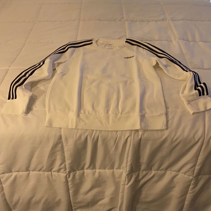 Adidas Crewneck Sweatshirt Never Worn But No Tags White T-shirt With Ribbed Cuffs For Spring, White Crew Neck T-shirt For Spring, Fall Crew Neck Top With Three Stripes, White Crew Top With Ribbed Cuffs, White Crew Neck Top With Ribbed Cuffs, Casual Crew Tops With Three Stripes Branding, White Crew Neck Top For Spring, Basic White Adidas Tops, White Basic Adidas Tops