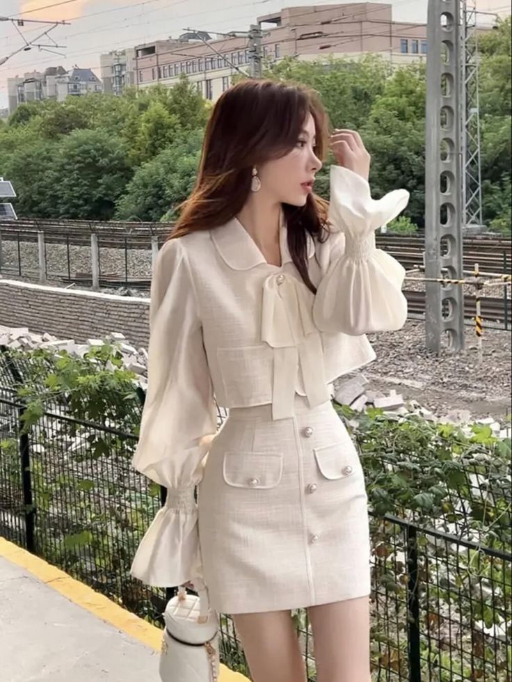 Prep Skirt Outfit, Pretty Korean Outfits, Beautiful Korean Dress, French Aesthetic Clothes, Formal Kpop Outfits, Aesthetic Clothes Coquette, Kpop Ideas Outfit, Korean Elegant Style, Aesthetic Korean Outfits Dress