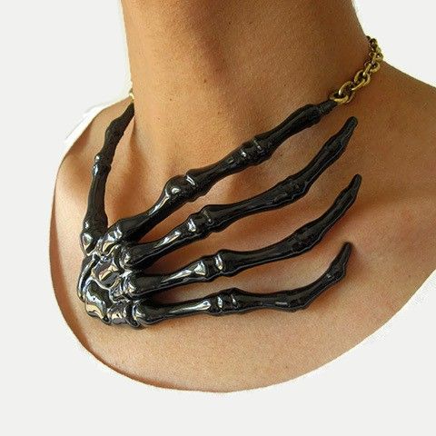 Can make! Healing Crystal Ring, Planet Necklace, Human Skeleton, Alternative Jewelry, Hand Necklace, Magical Jewelry, Skeleton Hand, Enamel Necklaces, Skeleton Hands