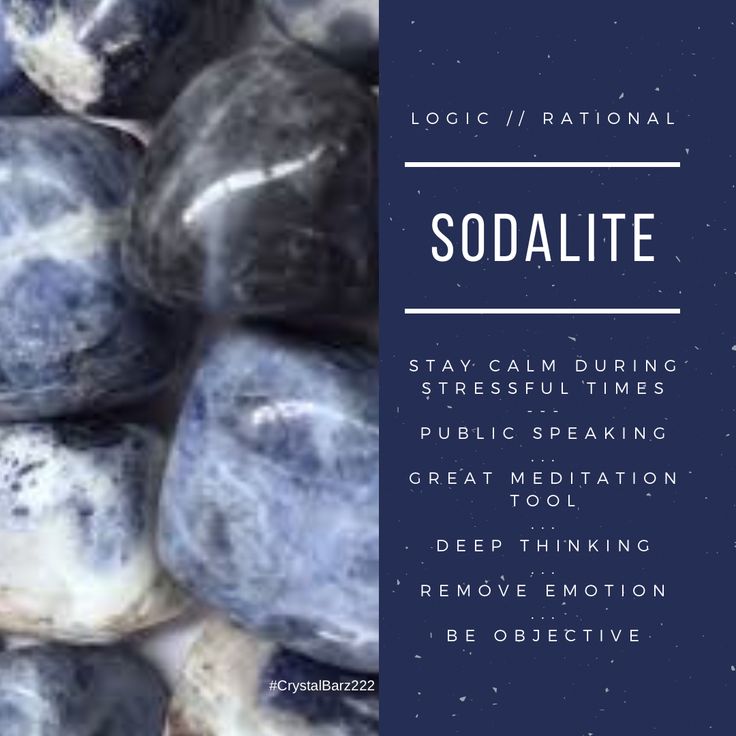 Sodalite Meaning - healing properties Blue Sodalite Crystal Meaning, Sunset Sodalite Meaning, Soladite Crystal Meaning, Sodalite Crystal Meaning, Crystal Education, Crystals Benefits, Sodalite Meaning, Crystal Grimoire, Leo Birthstone