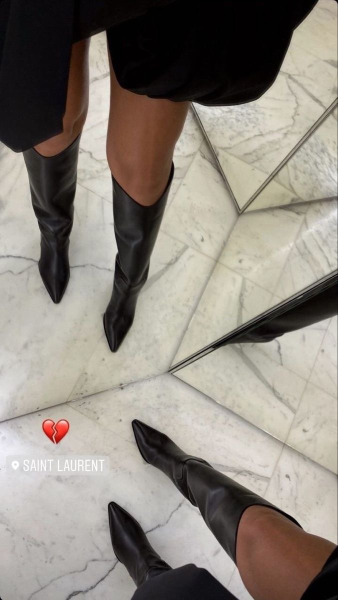 Heels Instagram Story, Cold Outfit, Shoe Pics, Boots 2023, Pink Girly Things, Stiletto Boots, Winter Fits, Knee High Leather Boots, Fake Story