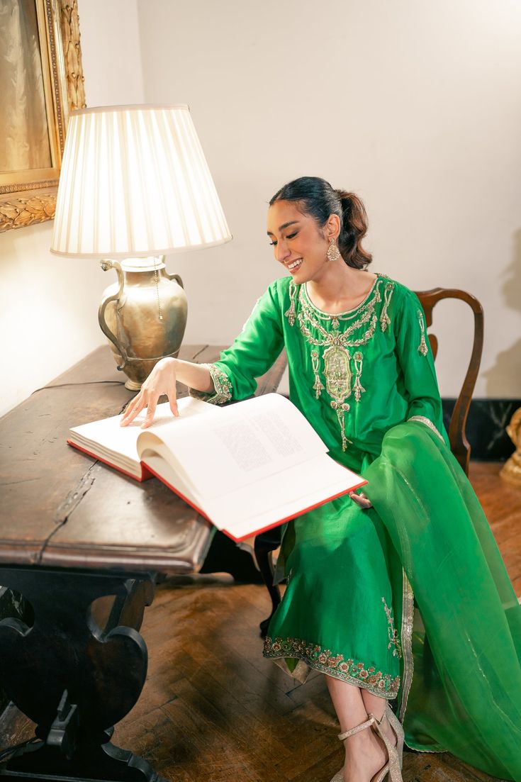 3 piece suit comes with matching pants, and dupatta. Shirt length: 45 inches The shirt and pants are made of pure raw silk and the dupatta is organza. This item includes the following handwork: aari, kora, and zardozi with pearls, sequins, and resham thread. This outfit including the sleeves is not see through. Orders cannot be changed or cancelled after 30 minutes of completion of the order. We do not offer returns or exchanges on this item. We cannot make any exceptions to this policy since th Dresses Punjabi, Desi Dress, Indian Outfits Lehenga, Traditional Attires, Suits Design, Simple Pakistani Dresses, Embroidery Suits Design, Desi Girl, Desi Wedding