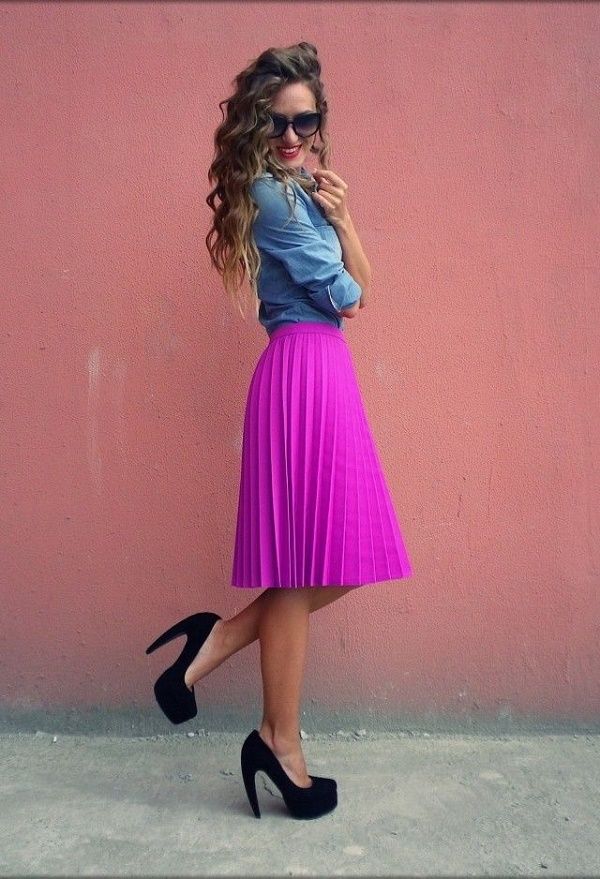 15 Maneras distintas de usar una camisa de mezclilla en tu día a día Midi Rock Outfit, Rok Outfit, Australian Style, Skirt Diy, Midi Skirt Outfit, Rock Outfit, Elegante Casual, Looks Street Style, Outfit Trends