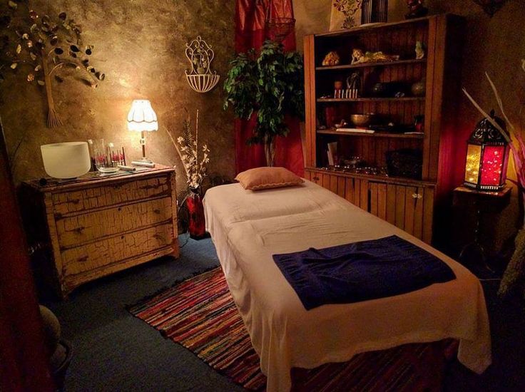 Dark Massage Room Ideas, Spiritual Massage Room, Massage Therapist Room Ideas, Vintage Massage Room, Massage Room Ideas Decor Bohemian, Witchy Massage Room, Dark Massage Room Aesthetic, Black Spa Room Ideas Estheticians, Spiritual Healing Room Ideas