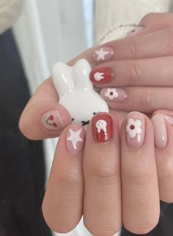 *notmine* miffy red new years christmas nails cherry red natural nails daisy flower bunny star Gel Design Nails Art Ideas, Nail Designs On Short Nails, Manicure Acrylic Nails, Miffy Nails, Quick Nails, Tip Nail Designs, How To Have Style, Bunny Nails, Nails Gel Nails