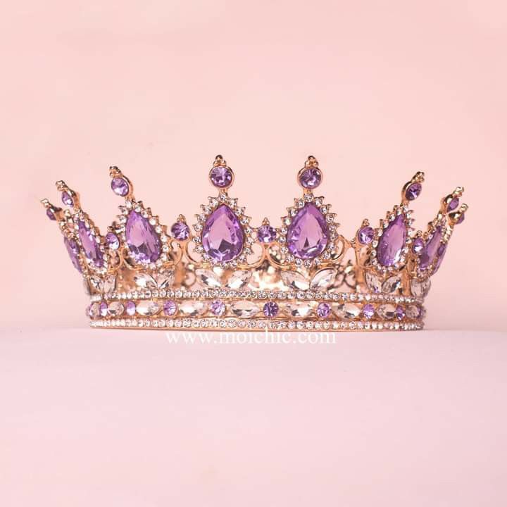 Rapunzel Sweet 16 Dress, Purple Crown Aesthetic, Rapunzel Quinceanera Dress, Rapunzel Jewelry, Crowns Purple, Quince Crowns, Rapunzel Crown, Purple Quince, Quinceanera Jewelry