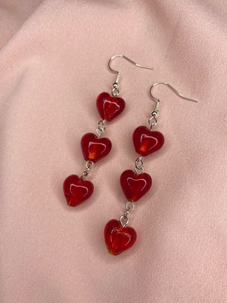 Red Heart Jewelry Aesthetic, Glass Heart Earrings, Diy Red Earrings, Heart Clothes Aesthetic, Red Earrings Aesthetic, Earings Aesthetics, Crazy Earrings, Anting Manik, Red Heart Earrings