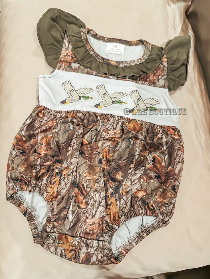 95% cotton 5% spandex, button snap closure! Please allow approx 10 business days to ship Western Baby Clothes, Hunting Baby, Western Babies, Camo Baby Stuff, Kids Boutique Clothing, Short Sleeve Jumpsuits, Embroidery On Clothes, Short Sleeve Romper, Bubble Romper