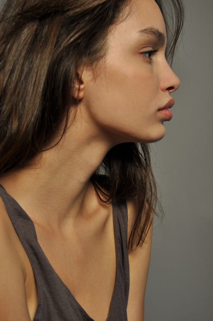 Side Profile - female Luma Grothe, Rhinoplasty Nose Jobs, Maquillage On Fleek, Straight Nose, Pretty Nose, Perfect Nose, Face Profile, Nose Surgery, Nose Shapes