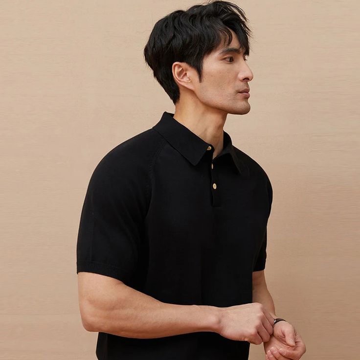 Aktualisieren Sie Ihre Garderobe mit unserem luxuriösen Polo-T-Shirt! Dieses T-Shirt besteht aus hochwertigem Polyester und eignet sich perfekt für einen polierten, aber komfortablen Look. Heben Sie Ihren Stil und heben Sie sich mit dieser luxuriösen Ergänzung Ihrer Kollektion von der Menge ab.



Vorteile: Komfort & gemütlich

Stil: Lässig / elegant / geschäftlich

Geschlecht: Männer

Jahreszeit: Frühling/Sommer

Material: Polyester


Mustertyp: Solide






Bitte überprüfen Sie das Größendiagramm sorgfältig, bevor Sie die Bestellung aufgeben
 Für weitere Informationen wenden Sie sich bitte an: antonioclothingstore@gmail.com


 

 


 

Kostenloser Versand weltweit bei allen Bestellungen
14 Tage Rückgabe und vollständige Rückerstattung Knitted Polo Shirt, Elegant Pant, Knitted Polo, Monk Strap Shoes, Fabric Shoes, Brogue Shoes, Polo T Shirt, Elegant Shoes, Sleeve Fashion