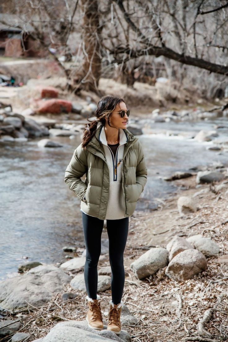 Hiking Date Outfit, Alaska Outfits, Winter Camping Outfits, Wander Outfit, Trekking Outfit, Cute Hiking Outfit, Outfit Date, Look Boho Chic, Hiking Outfit Fall