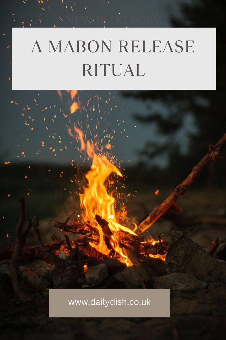 A Mabon Release Ritual - Let Go & Grow Mabon Candle Ritual, Fire Ceremony Ritual, Mabon Spells And Rituals, Fall Equinox Rituals, Mabon Ideas, Pagan Thanksgiving, Mabon Rituals, Mabon Ritual, Release Ritual