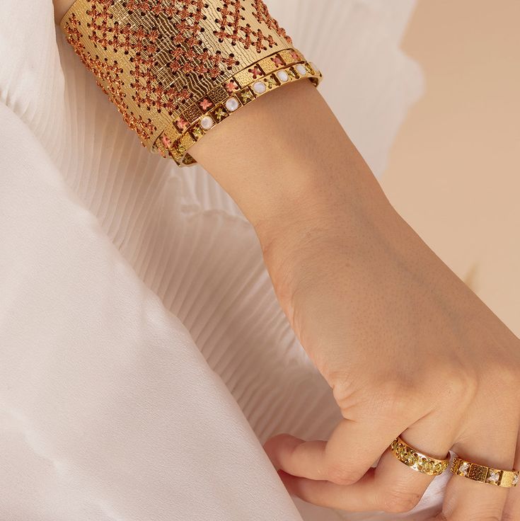 Combining a play on texture and embroidery stitches, the RISA ring reveals a chic ethnic character, can be worn with everything and can be stacked!



 





Also available in bracelet and earrings . Texture Composition, Coral Blush, Brass Cuff, Blackest Night, Bagan, Gold Copper, Timeless Jewelry, Brass Ring, Made In