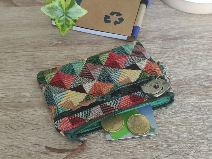 Zipper Coin Purse Card Wallet Keychain - Etsy Portugal Tablet Pouch, Wallet Keychain, Simple Wallet, Zipper Coin Purse, Cats Iphone, Cosmetic Items, Keychain Wallet, Book Sleeve, Phone Pouch