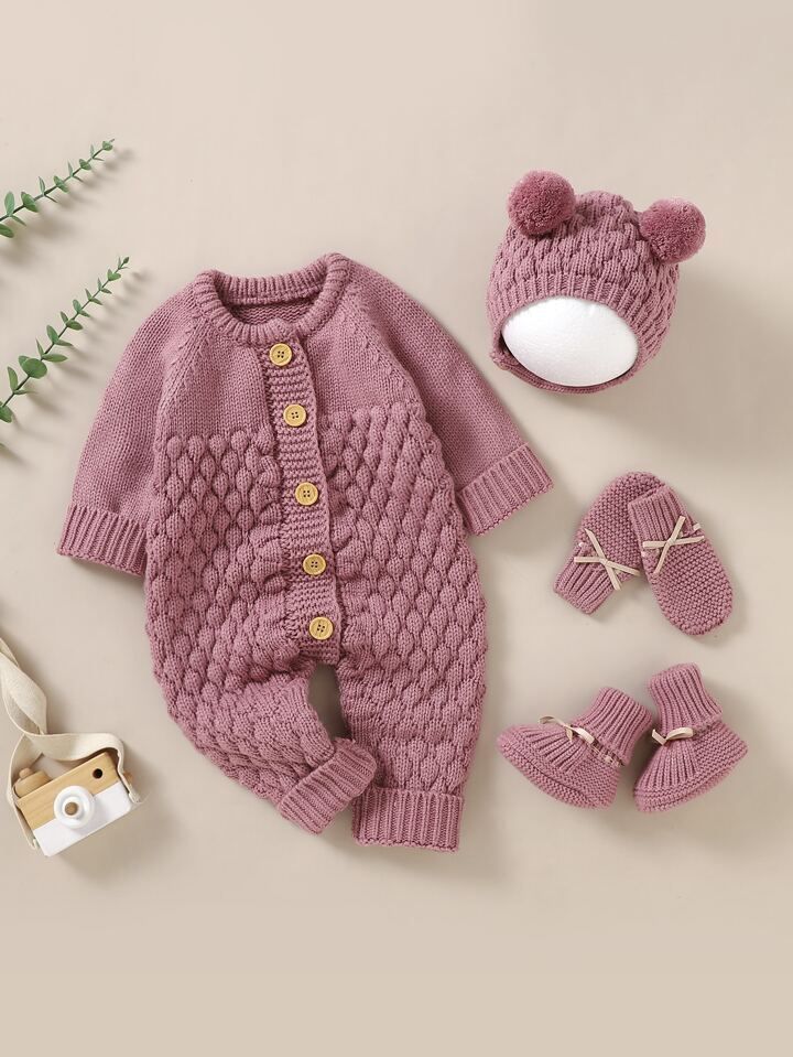 Baby Raglan Sleeve Knit Jumpsuit & Hat & Shoes & Gloves | SHEIN USA Plain Jumpsuits, Soft Gloves, Pull Bebe, Kids Overalls, Baby Overalls, Girls Sweater, Boys Knits, Baby Jumpsuit