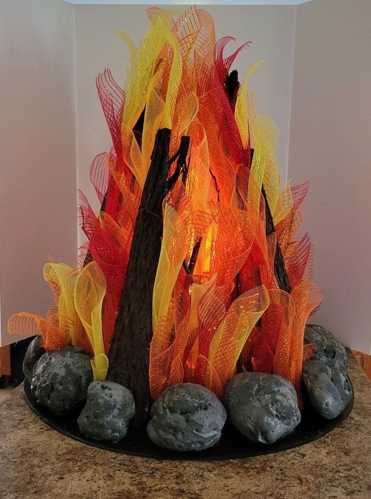 Pretend Campfire, Campfire Diy, Tent Parties, Fake Campfire, Indoor Tent, Fake Fire, Fire Life, Camping Parties, Camp Style