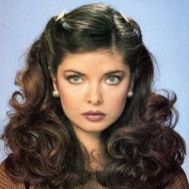 70s Hair, 80s Hair, New Hairstyle, Halloween Hair, Retro Hairstyles, Prom Hairstyles, Curly Hairstyles, Vintage Hairstyles, Aesthetic Hair