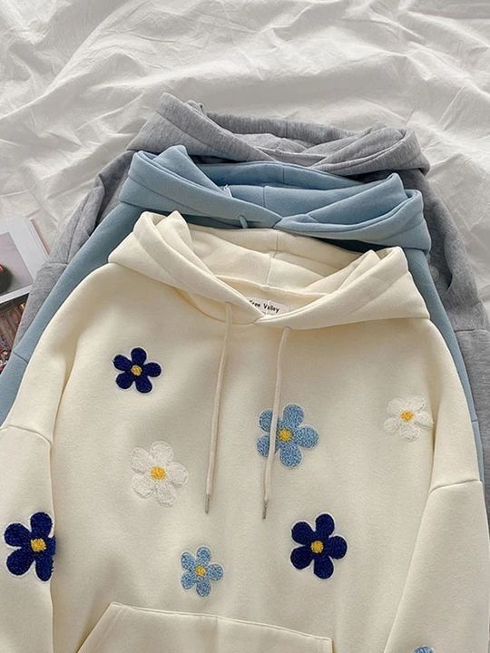 Clothes Embroidery Diy, Embroidery Hoodie, Embroidery On Clothes, 자수 디자인, Embroidered Clothes, Diy Embroidery, Embroidery And Stitching, Punch Needle, Handmade Baby