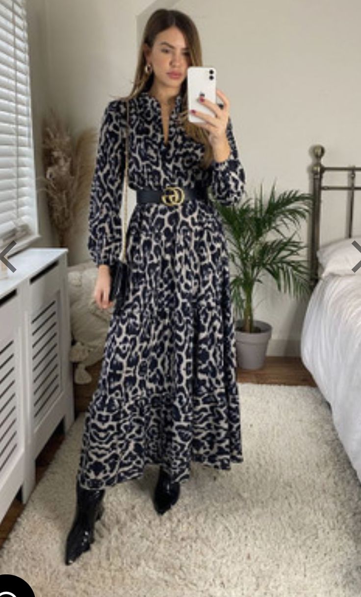 Long Winter Dress Outfit, Long Winter Dress, Denim Skirt Outfit Fall, Winter Dress Outfit, White Maxi Dress Outfit, Long Winter Dresses, Black Denim Skirt Outfit, Picnic Outfit, Animal Print Maxi Dresses