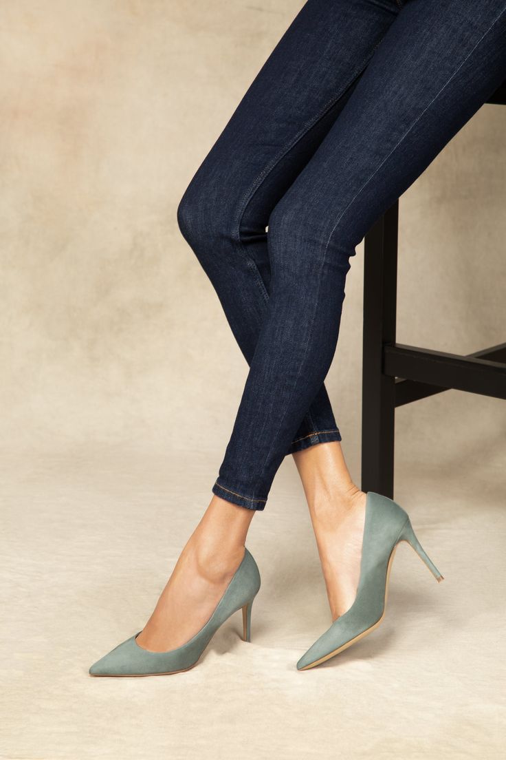 We worked with heels-master Pasquale to engineer a pump that surpasses all luxury standards—from a zero-seam upper to the slight lift at the tip of the toe, no detail is overlooked. The Esatto 90mm Women's Pumps, Size 37 in Sage