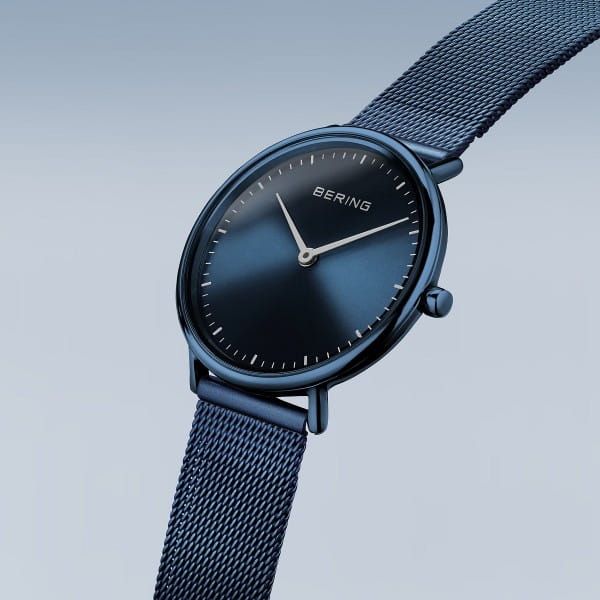 Classic, puristic, and yet exciting. Perfect style combined with contemporary minimalism. Inspired by Danish design, the CLASSIC COLLECTION represents a unique timepiece, perfectly highlighting your daily style.  With just a few millimetres in thickness the Ultra Slim is our thinnest watch yet and one of the slimmest watches on the market. High quality sapphire crystal protects the dial against scratches. The Ultra Slim Link features strong stainless steel link straps. Classic Everyday Blue Watch, Everyday Blue Quartz Watch, Modern Analog Watch For Work, Elegant Blue Analog Display Watch, Modern Analog Display Watches For Workwear, Modern Analog Display Watches For Work, Modern Analog Display Watch For Work, Modern Analog Watches For Work, Modern Analog Watches For The Office