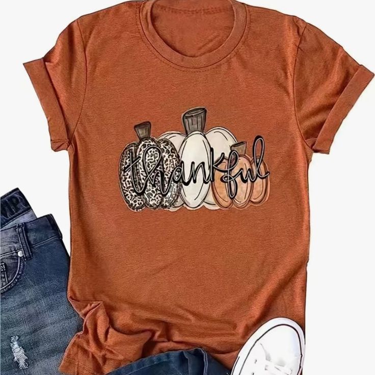 Fall T Shirt That Says Thankful With Pumpkins Thanksgiving Shirts For Women, Thankful Thanksgiving, Thankful Shirt, Plus Size Halloween, Pumpkin Shirt, Fall Shirt, Plus Size Kleidung, Fall Shirts, Print T Shirts