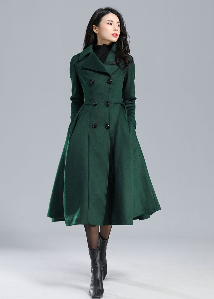 Frock Coats For Women, Coat Collar Frock Design, 1940s Winter Coat, Frock Coat Women Outfit, Princess Coat Outfit, Green Trench Coat Outfit, Dark Green Trench Coat, Green Coat Outfit, Trenchcoat Style