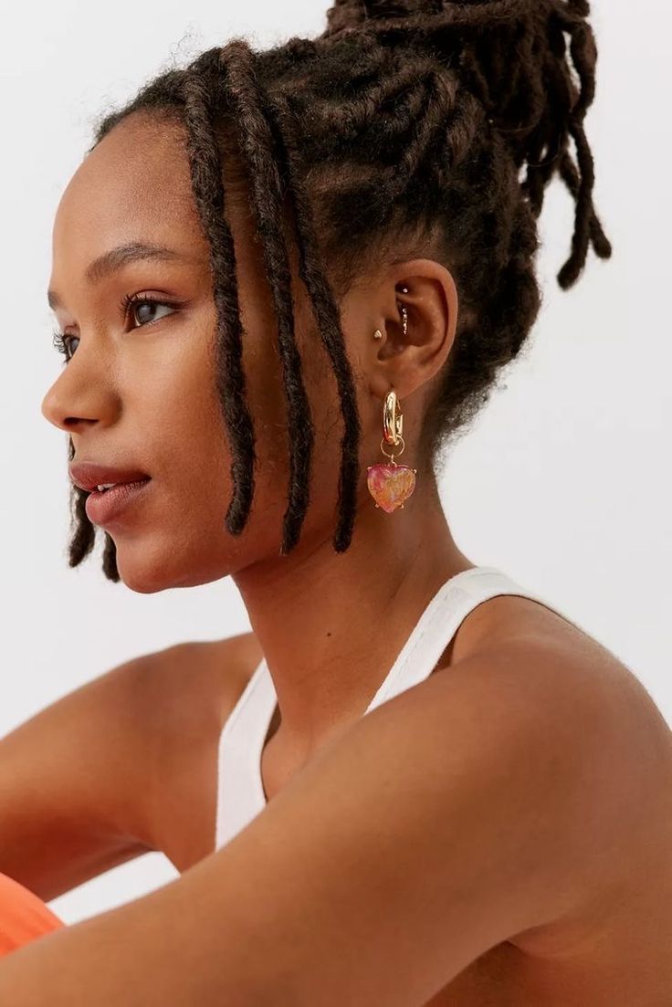 Starting Locs, Scarf Updo, Easy Curly Hair, Loc Hairstyles, Short Locs Hairstyles, Faux Locs Hairstyles, Dreadlock Styles, Dread Hairstyles, Hair Locks