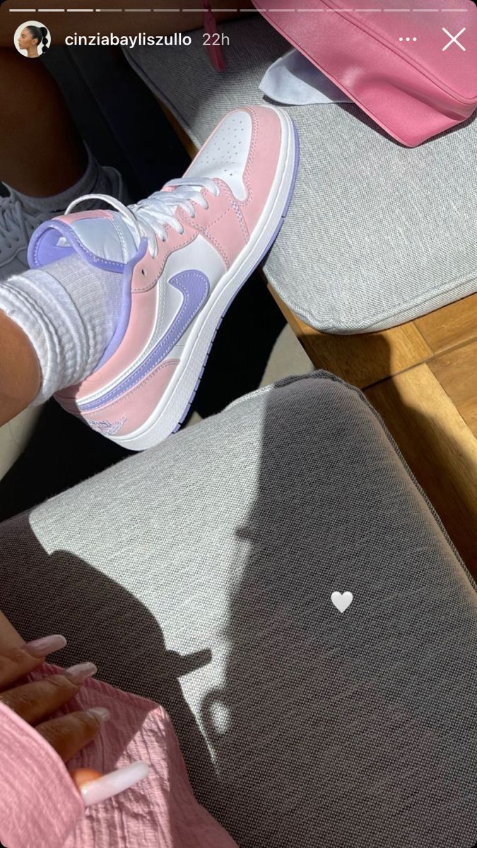 Nike Shoes Women Fashion, All Nike Shoes, Cute Nike Shoes, Cute Nikes, Shoe Inspo, Swag Shoes, Nike Shoes Women, Hummel Sneaker, Shoe Game