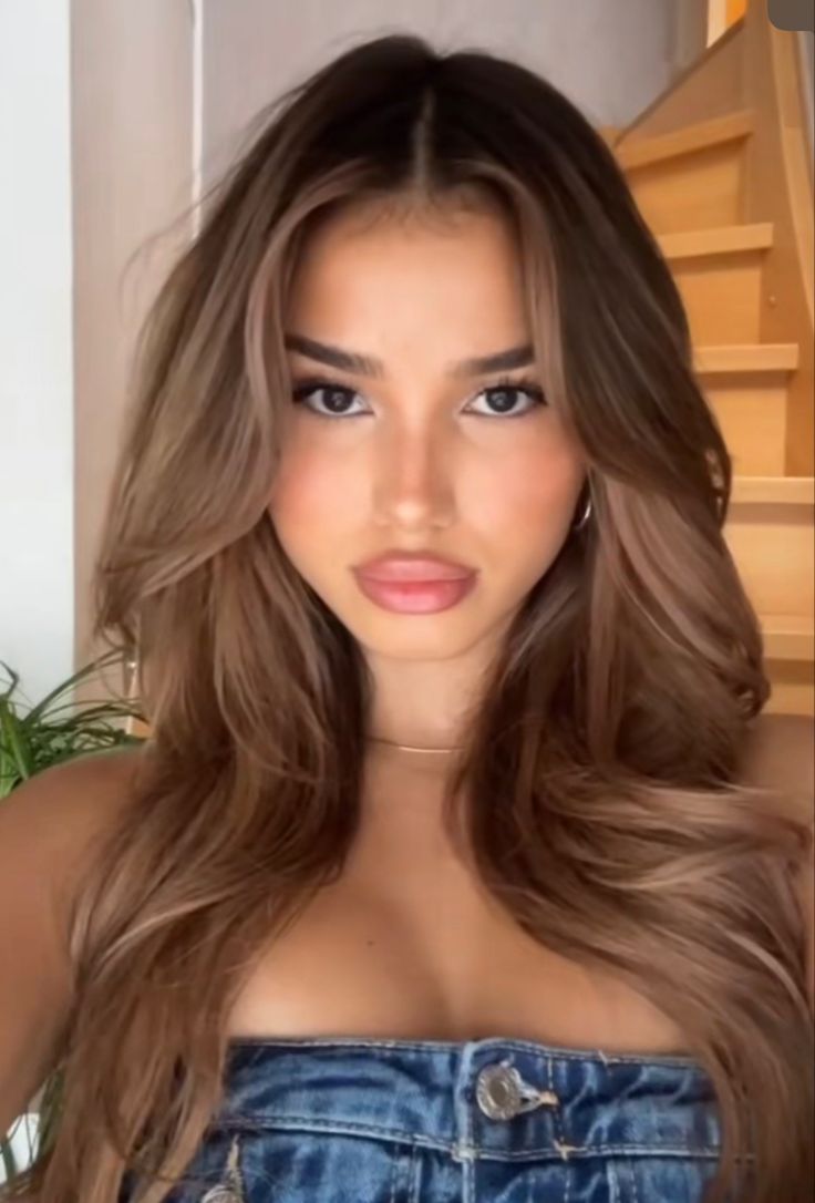 What Hair Color Looks Good On Tan Skin, Summer Hair For Brown Skin, Light Brown Hair Olive Skin Tone, Brown Hair 2023 Fall, Dark Features Light Hair, Hairstyles For Tan Skin, Light Brown Hair With Root Melt, Blonde Hair On Filipino Skin, Light Brown Latina Hair