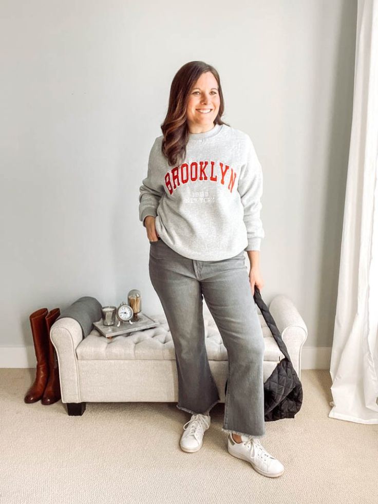 What to Wear With Grey Jeans: 14 Cute Outfits - Be So You Cream Sweatshirt Outfit, Gray Sweatshirt Outfit, Outfits For Casual, Grey Jeans Outfit, White Tee Jeans, Sweatshirt Outfits, Cream Sweatshirt, Black Patent Leather Loafers, Cozy Coats