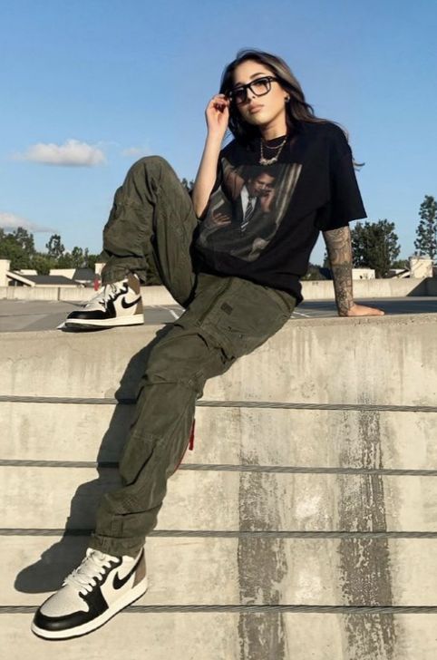 Pakaian Hipster, Looks Hip Hop, Baggy Outfit Ideas, Boyish Outfits, Cargo Pants Outfit, Trendy Outfits For Teens, Tomboy Outfits, Tomboy Style Outfits, Swaggy Outfits